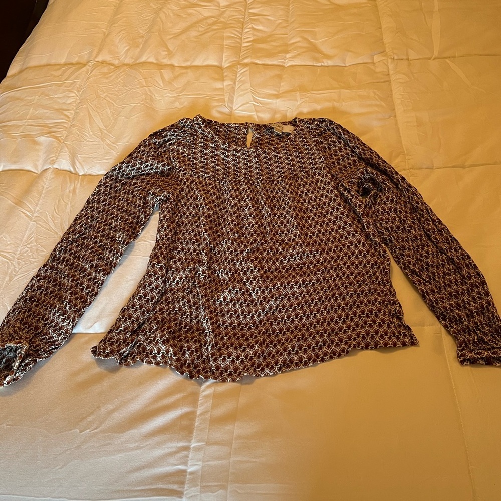 Loft Petites/women’s LS top, size XSP
